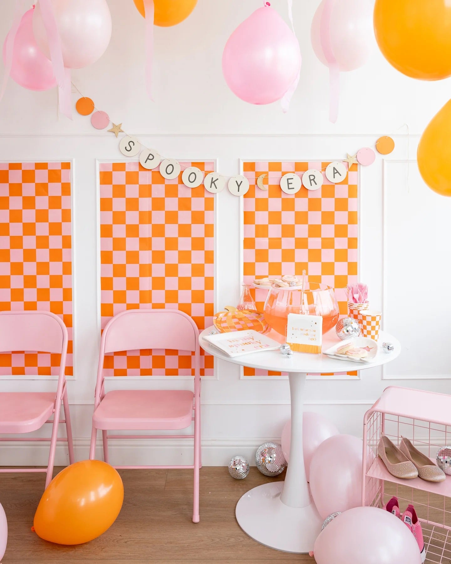 PINK AND ORANGE CHECKED TABLE RUNNER