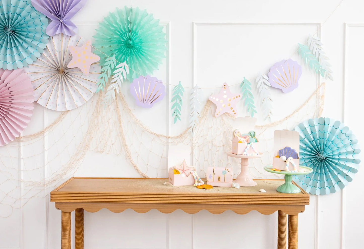 UNDER THE SEA SEASHELL PAPER PLACEMATS
