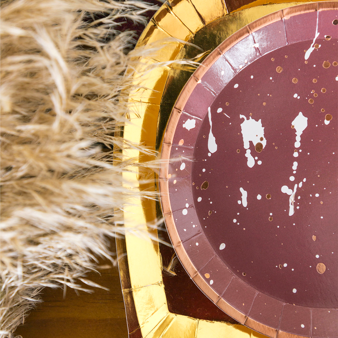 Posh Gold To Go Dinner Plates