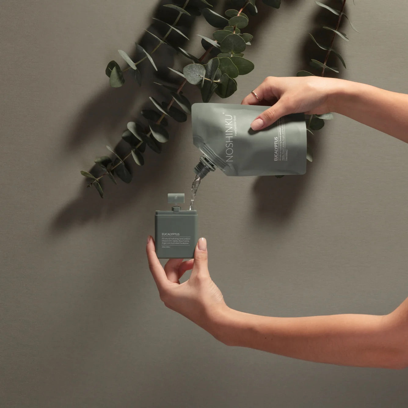 Eucalyptus Pocket-Sized Sprayer: Refresh on the Go!