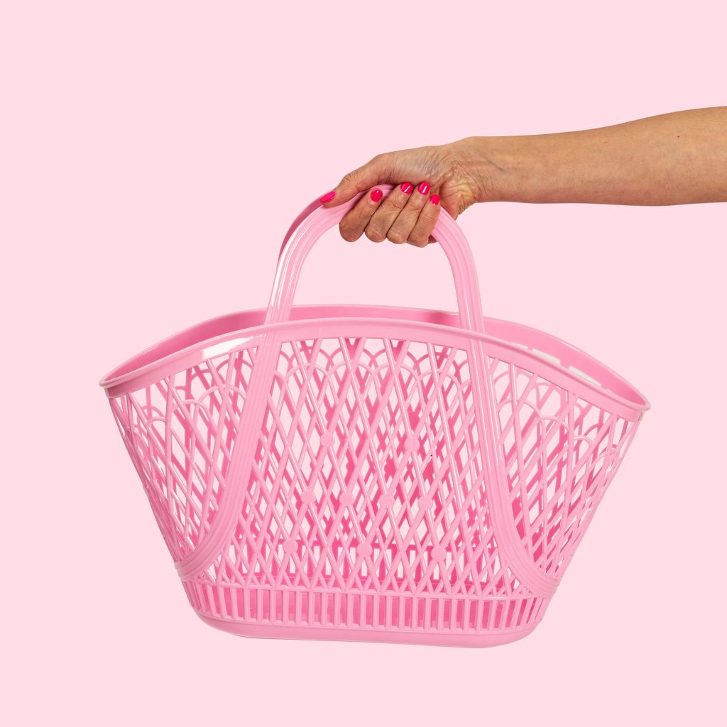 BETTY BASKETS