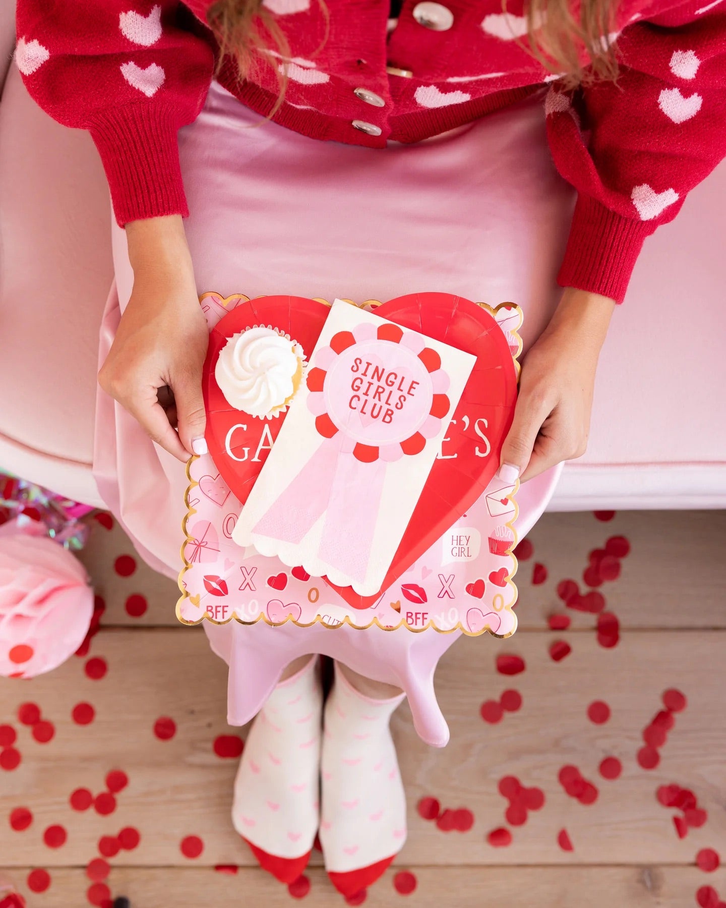 HEART HAPPY GALENTINES DESSERT PLATES