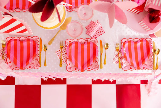 HEARTS SCALLOPED COCKTAIL NAPKINS