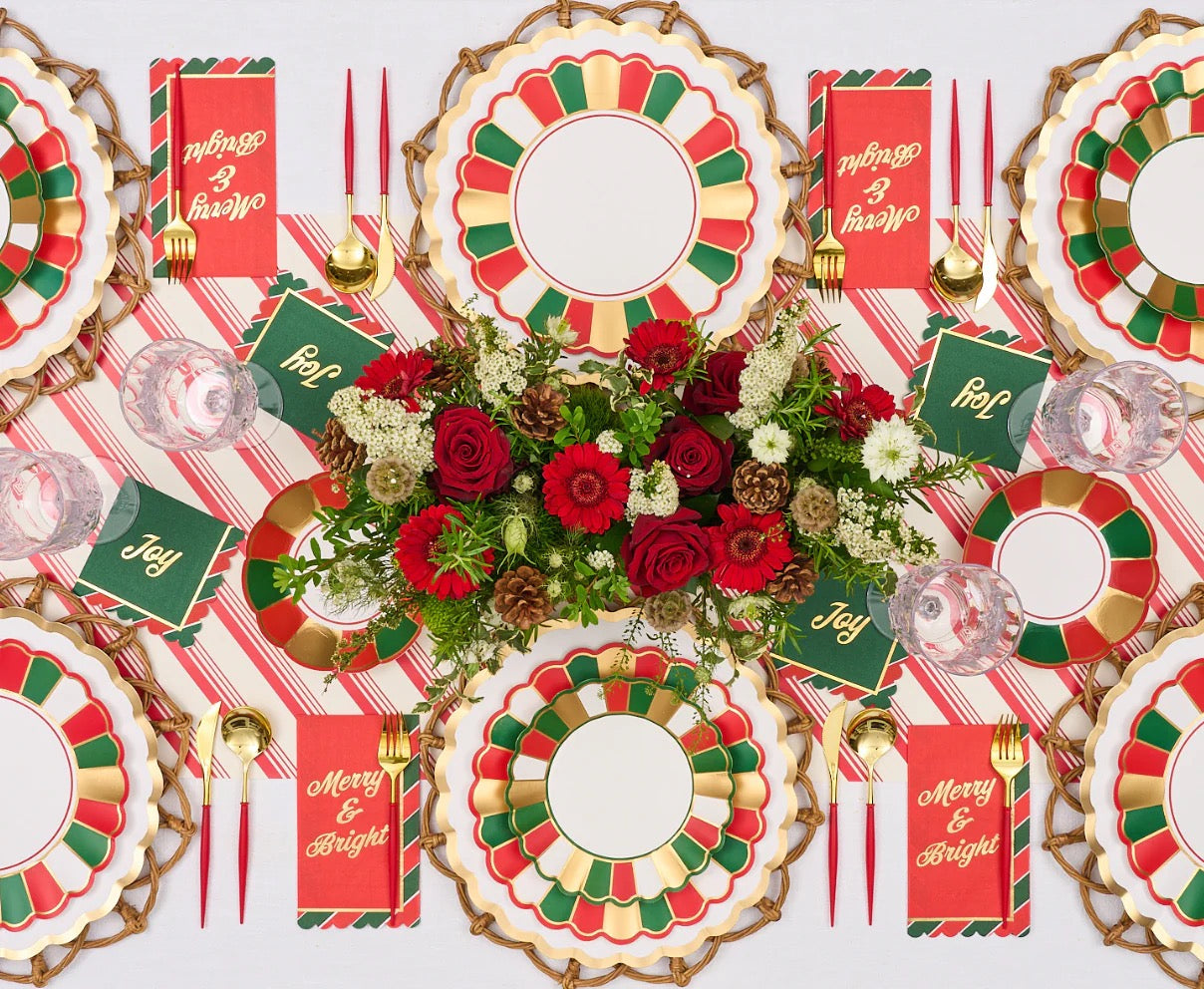 JOYFUL CHRISTMAS DINNER PLATES