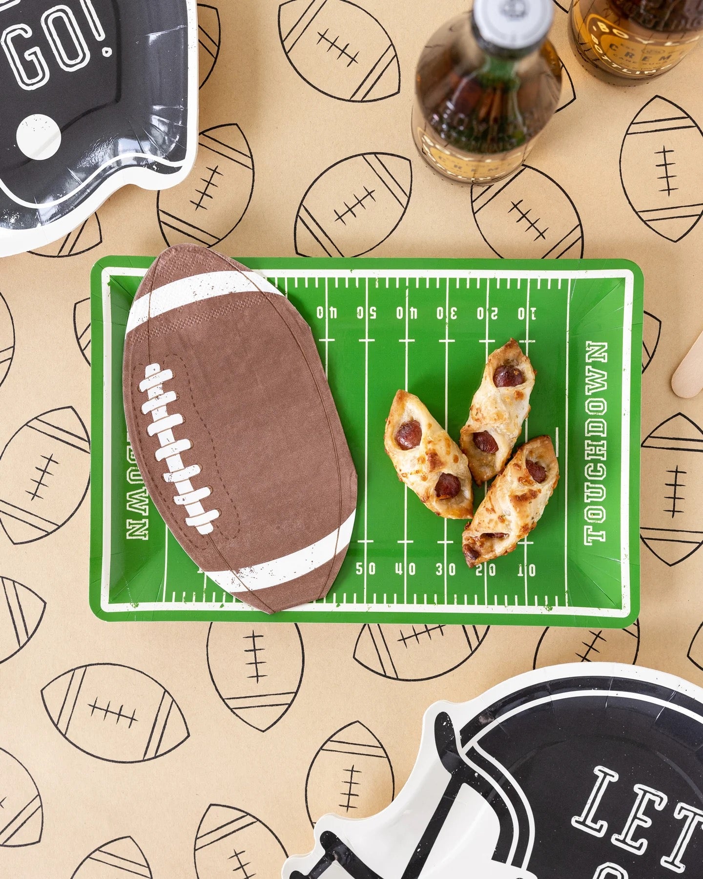 FOOTBALL KRAFT TABLE RUNNER