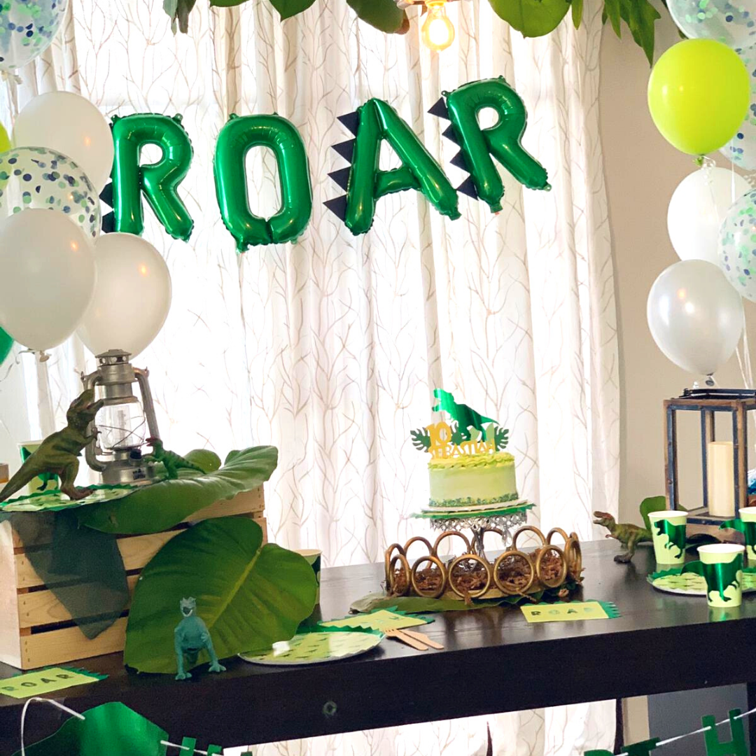 Roarsome Party Box